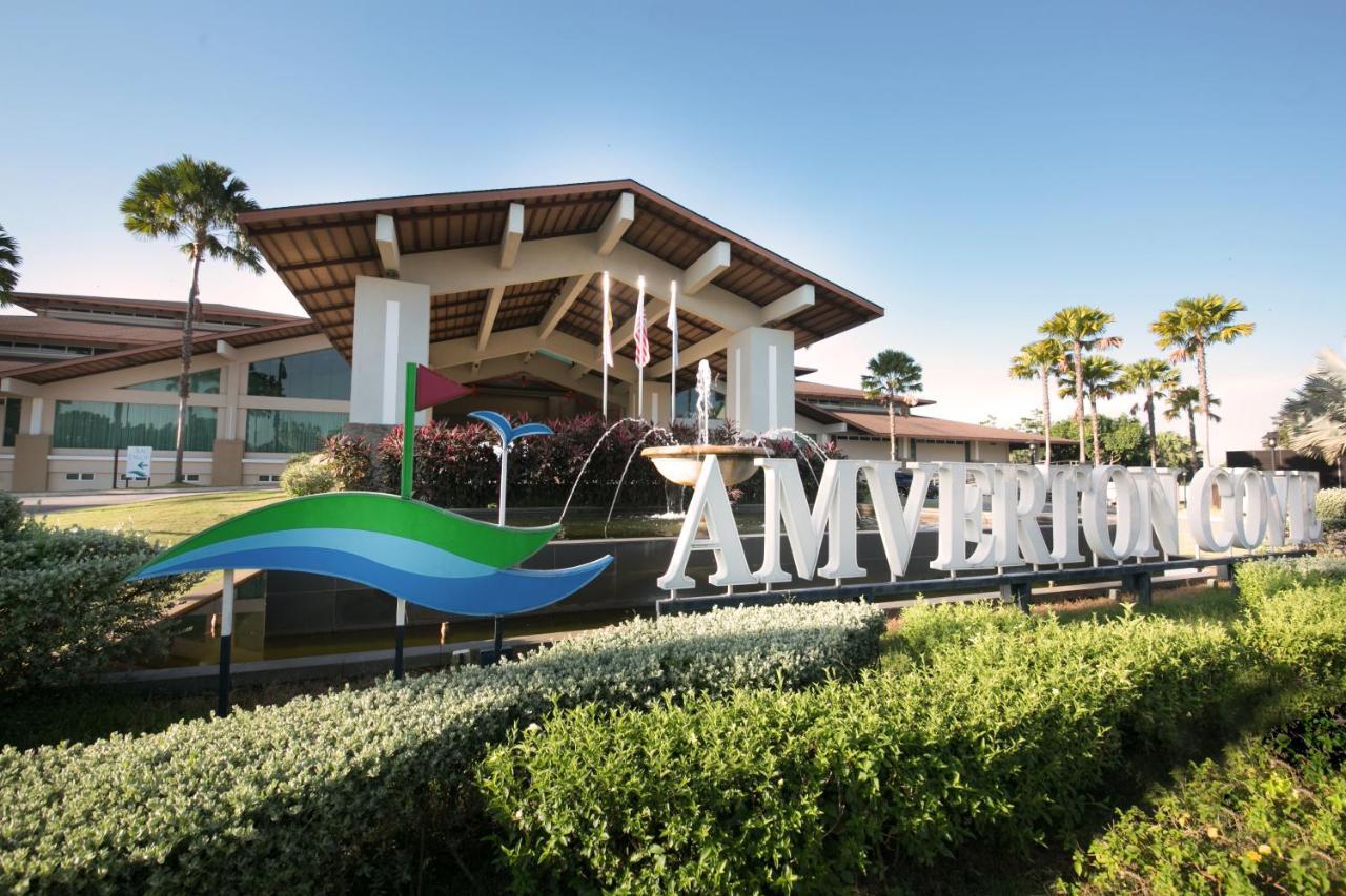 Amverton Cove Golf & Island Resort Banting  Exterior foto