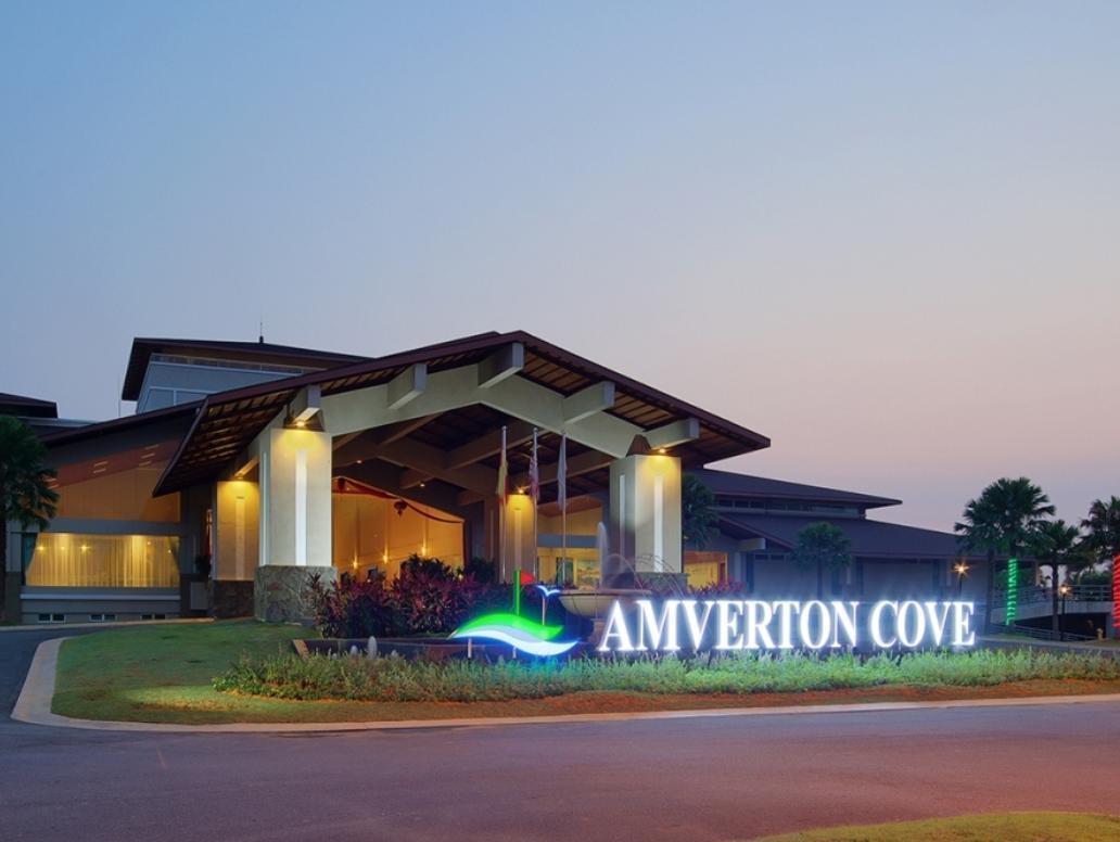 Amverton Cove Golf & Island Resort Banting  Exterior foto