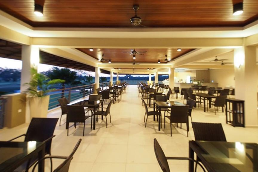Amverton Cove Golf & Island Resort Banting  Exterior foto
